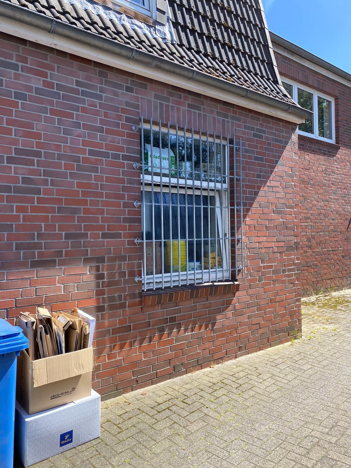 Dekorative und schützende Fenstergitter