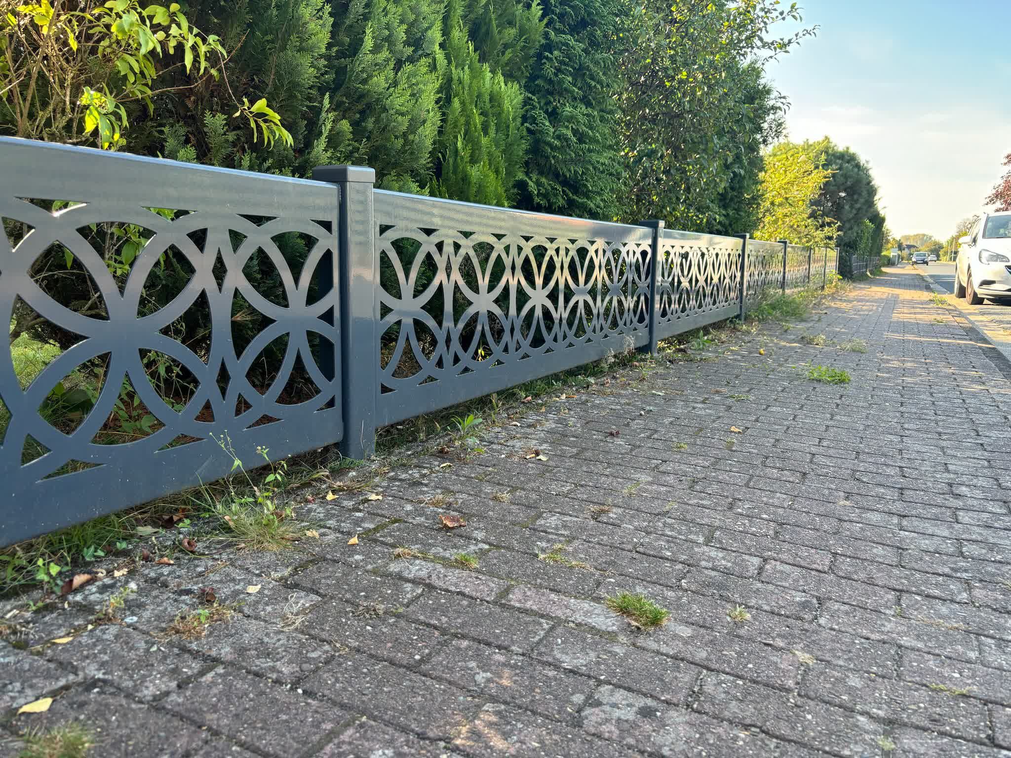 Hochwertige Zäune für Schutz und Ästhetik
